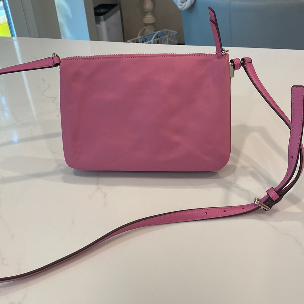 Kate Spade Triple Gusset Crossbody Purse NWOT - Picture 4 of 16